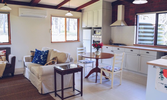 Lyndoch House | Uzuri Barossa, Tranquil guesthouse retreat in Lyndoch, Barossa Valley