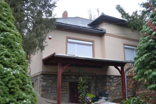 Szendro House | Vár-lak Vendégház