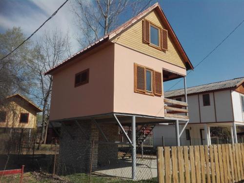 Mindszent House | Víziszony üdülő