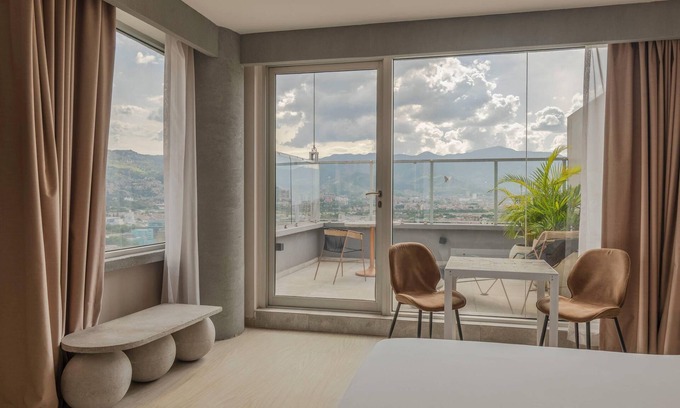 Castropol Hotel | V Grand Hotel, a member of Radisson Individuals