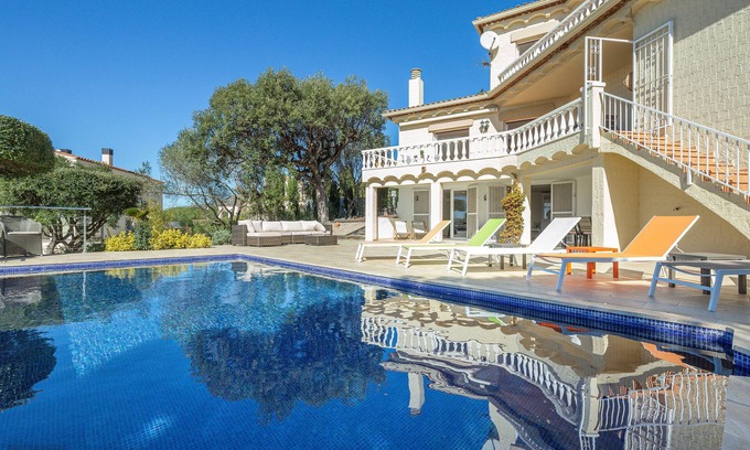 El Mas Isaac House | V013 - Villa Mas Isaac, Magnífica villa con piscina privada.