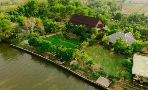 Khlong Khuean Hotel | VAA chachoengsao