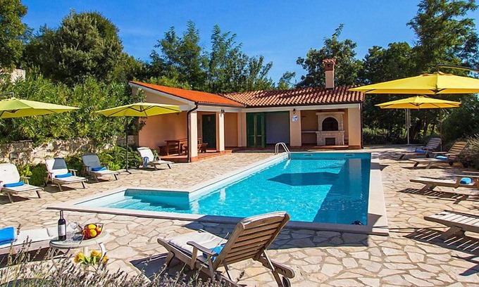 Stanisovi House | Vacation home Marina by Interhome