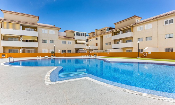 Puerto de Guimar Apartment | Vacation Apartment 'La Octava Isla' with Shared Pool, Wi-Fi