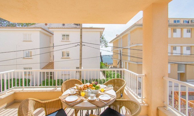 Puerto de Pollensa Apartment | Vacation Apartment Talaia 1A with Balcony, Wi-Fi, Garden & Terrace