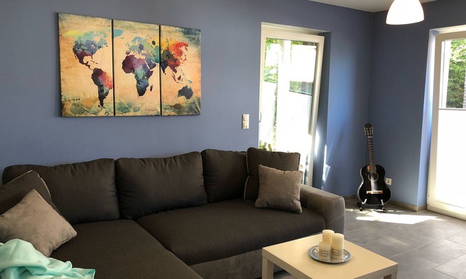 Butjadingen Apartment | Vacation apartment Wattwurm near the harbor for rent!