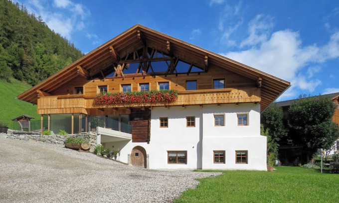 Valle Aurina Apartment | Vacation apartment "Tischlerhof Stadl"