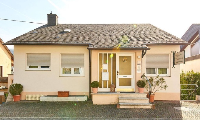 Bernkastel-Kues Apartment | Vacation apartment Panoramablick - House Constanze