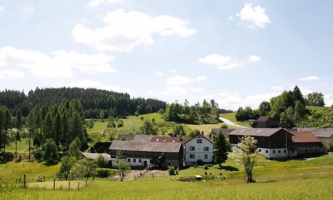 Grafenschlag Apartment | Vacation apartment on an organic farm in wild and romantic surroundings