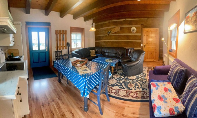 Kolonie Apartment | Vacation apartment Eisvogel - thatched house Zum Heuschober