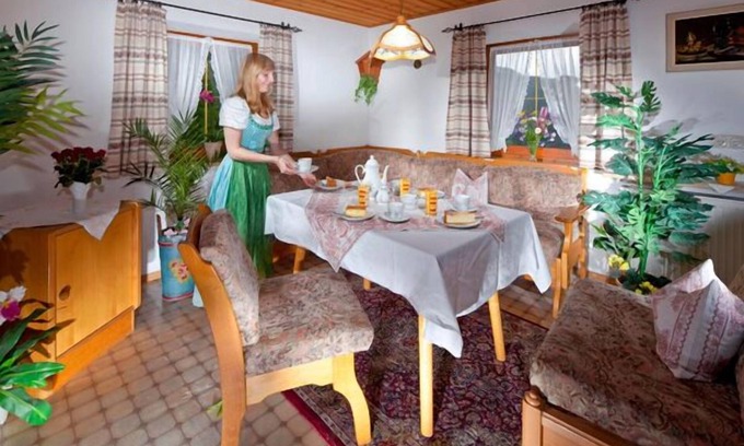 Berchtesgaden Apartment | Vacation apartment Watzmann, for 2-4 persons, two separate bedrooms