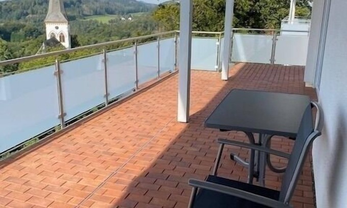 Oerlinghausen Apartment | Vacation apartment/apartment for 6 guests with 96m² in Oerlinghausen (160570)