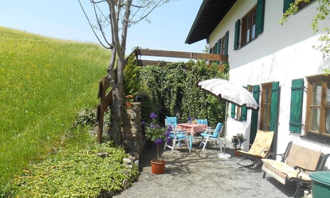 Saulgrub Apartment | Vacation apartment (1-4 pers.) - House Bernadette