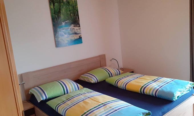 Tirolo Apartment | Vacation apartment 2 Lindebauer(50m² apartment), cozy vacation apartment in Dorf Tirol