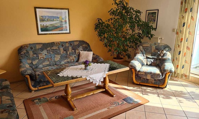 Filsum Apartment | Vacation apartment 3 Meyerhof - Ferienwohnungen Meyerhof, 55116