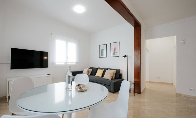 Adeje Apartment | Vacation Apartment '4 Esquinas Adeje Home 1' with Private Terrace, Balcony and Wi-Fi