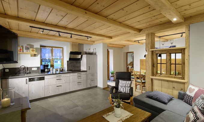Ruhpolding Apartment | Vacation apartment 88 sqm, Kienberg, balcony, kitchen, 2 bedrooms, living room/bedroom