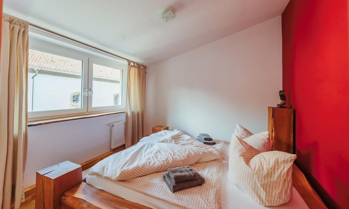 Neidlingen Apartment | Vacation apartment/apartment for 4 guests with 48m² in Neidlingen (190283)