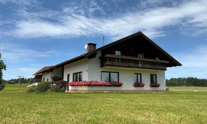 Steingaden Apartment | Vacation apartment/apartment for 5 guests with 80m² in Steingaden (114661)