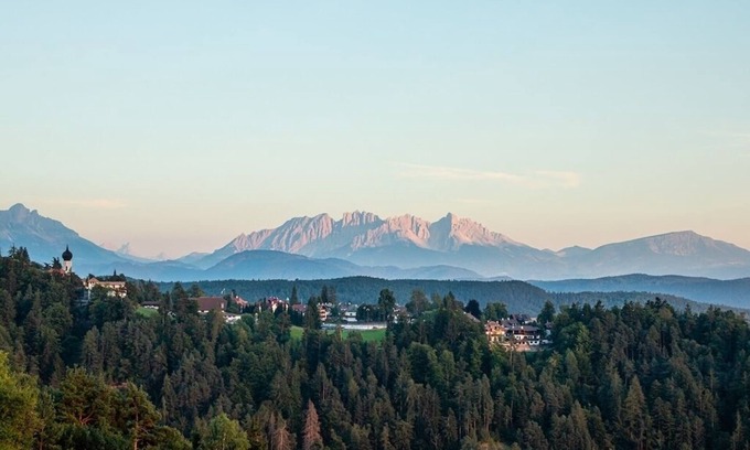 Soprabolzano Apartment | Vacation apartment Alpenkaiser in Oberbozen + Ritten Card