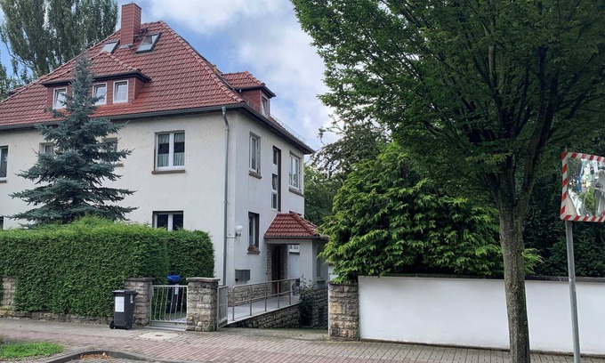 Bruhlervorstadt Apartment | Vacation apartment Am Luisenpark