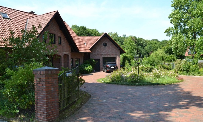 Papenburg Apartment | Vacation apartment/apartment for 4 guests with 80m² in Papenburg (121770)