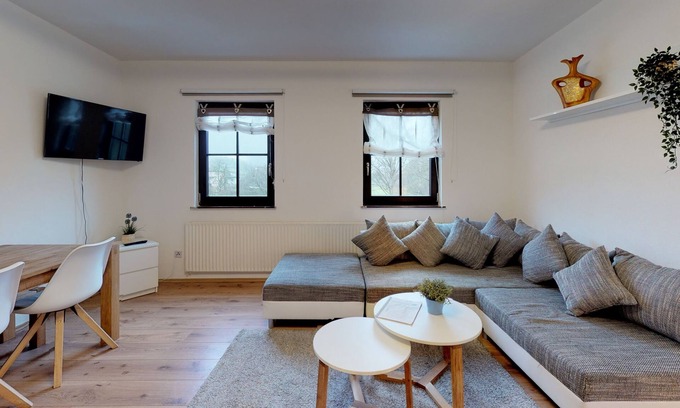 Spittelstein Apartment | Vacation apartment/apartment for 8 guests with 102m² in Rödental (122965)