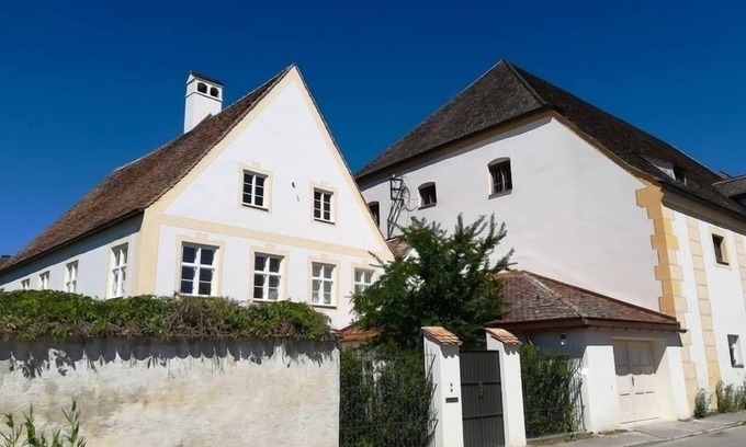 Ammerland Apartment | Vacation apartment/apartment for 4 guests with 135m² in Polling (145186)