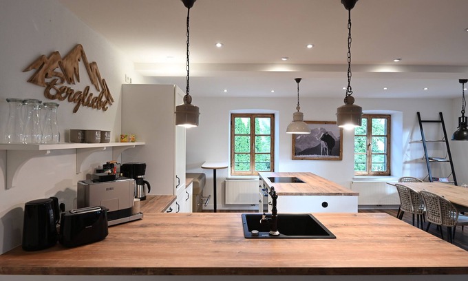 Ammerland Apartment | Vacation apartment/apartment for 5 guests with 110m² in Polling (268962)