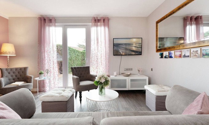 Rettin Apartment | Vacation apartment/apartment for 2 guests with 78m² in Rettin (294137)
