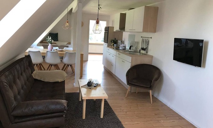 Heide Apartment | Vacation apartment/apartment for 6 guests with 84m² in Heide (93019)