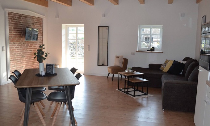 Heide Apartment | Vacation apartment/apartment for 6 guests with 77m² in Heide (121665)