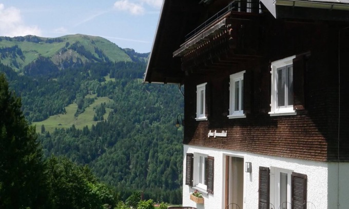 Sibratsgfaell Apartment | Vacation apartment Berg - Haus Sonnenblick