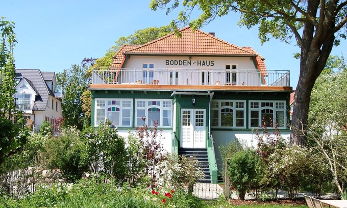 Althagen Apartment | Vacation apartment "Boddenhaus Apartment 5" - on the 2nd floor approx. 43 m² for 2 persons