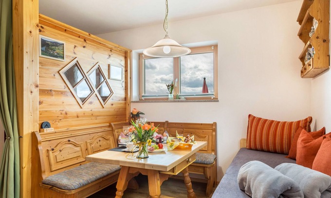 Hauzenberg Apartment | Vacation Apartment "Bauzinger Alm" in the Middle of Nature with Mountain View & Wi-Fi