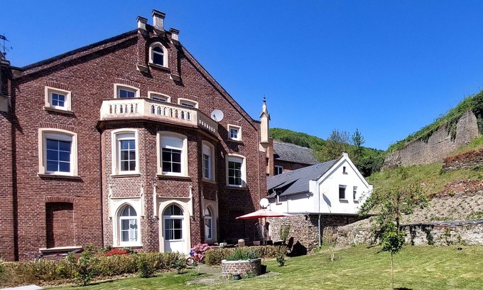 Merl Apartment | Vacation apartment "Beim alten Pfarrhaus"