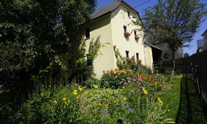 Weischlitz Apartment | Vacation apartment Blick Wasserschloss - Holiday apartment