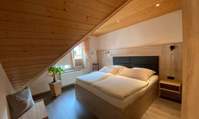 Alken Apartment | Vacation apartment Burgblick - Fischers Ferienhaus