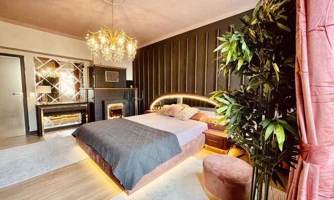 Neidenbach Apartment | Vacation apartment 'Deluxe Apartement Lot54' with private terrace, WiFi and streaming services