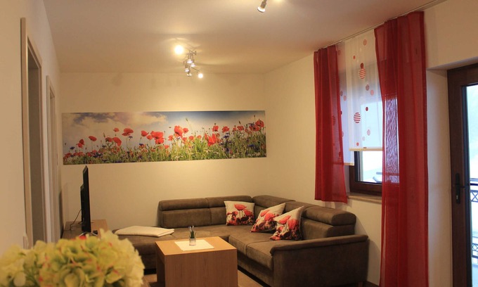 Egloffstein Apartment | Vacation apartment Blumenwiese - Preuschens Hof