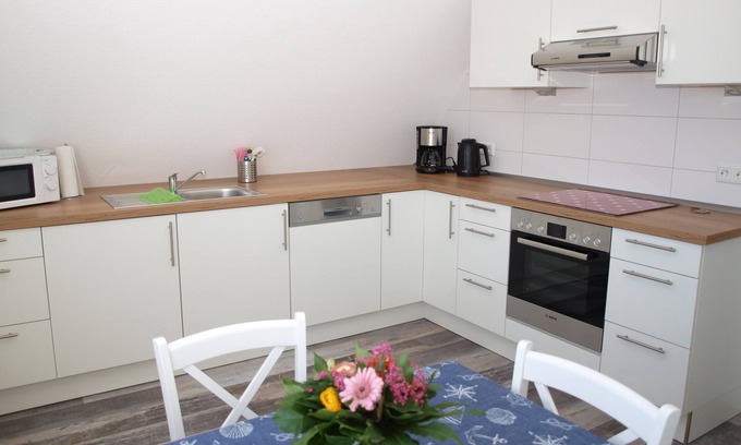 Gruenerdeich Apartment | Vacation apartment Aurora - Haus Am Wind