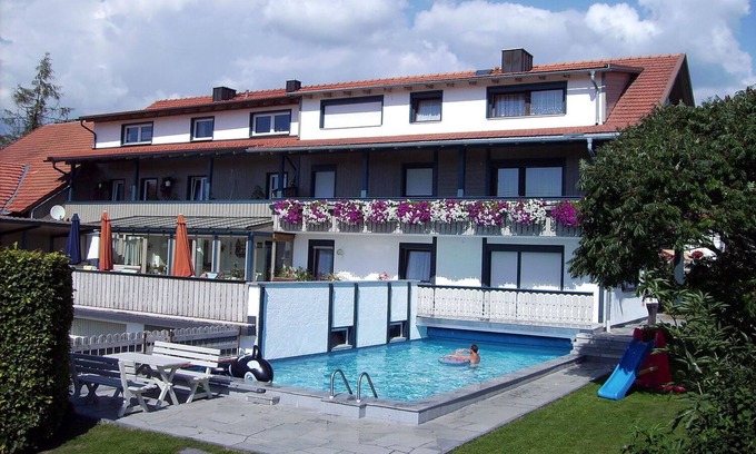 Wildenranna Apartment | Vacation apartments for 6 people with pool, sauna and riding facilities