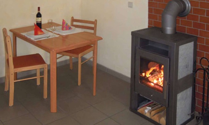 Kranichfeld Apartment | Vacation apartment 1, 1 bedroom, 2 extra beds possible in the living room, 1 baby crib (up to 3 years)