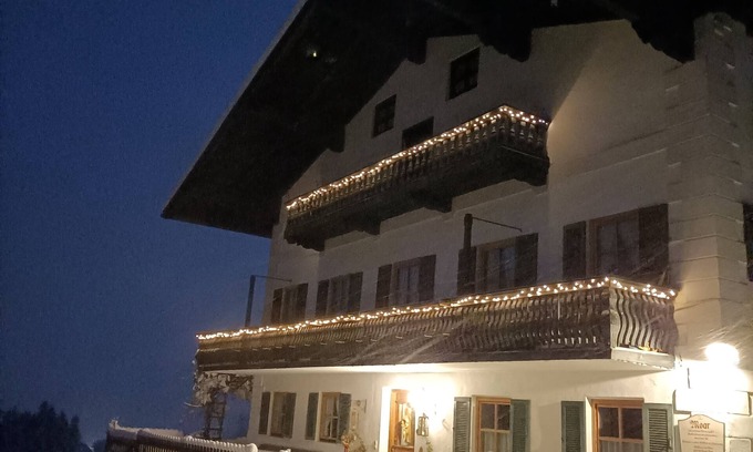 Unterwoessen Apartment | Vacation apartment Hochgern 42 m², 2-3 persons, 1 sep. Bedroom, Balcony, WLAN