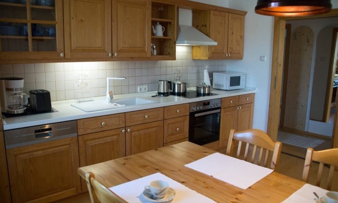 Wackersdorf Apartment | Vacation apartment (90sqm) with 3 bedrooms