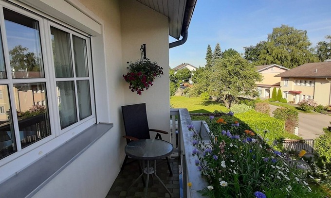 Schnaitsee Apartment | Vacation apartment for up to 3 persons, 1st sep. Bedroom, south-facing balcony with mountain view