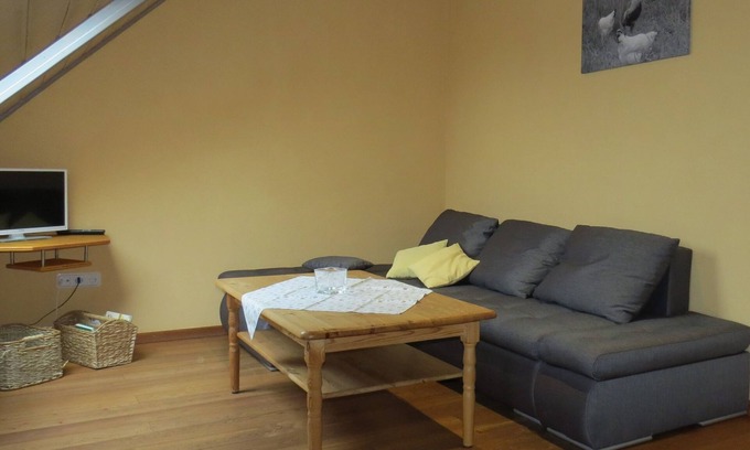 Grebenhain Apartment | Vacation apartment Hühnerstall, 78 sqm, 2 bedrooms, 1 living/dining area, max. for 6 persons