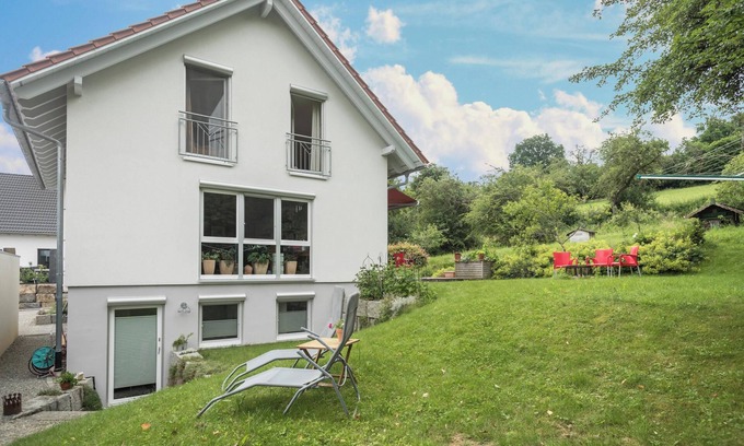 Mengen Apartment | Vacation Apartment "Haus Afaldra" with Wi-Fi and Garden