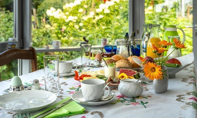 Henau Bed & Breakfast | Vacation apartment "Hunrückblick am Soonwaldsteig" - Entire 1st floor (Apartment +