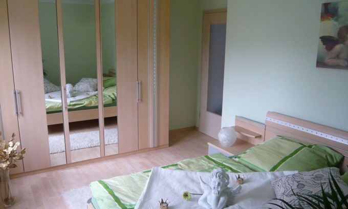 Witzelroda Apartment | Vacation apartment I - PUMMPÄLZHOF